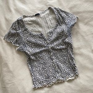 Brandy Melville white and navy floral button up t-shirt